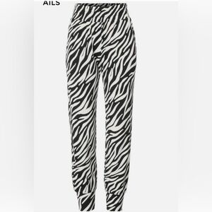Anthropologie Cabi ATC Zebra Jogger #5868 Black & White‎ Women’s Medium
